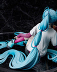 Hatsune Miku Statue 1/4 Yoneyama Mai The Latest Street Style "Cute" Limited Edition 17 cm