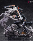 Chainsaw Man Statue Super Situation Figure Chainsaw Man vs. Samurai Sword 26 cm