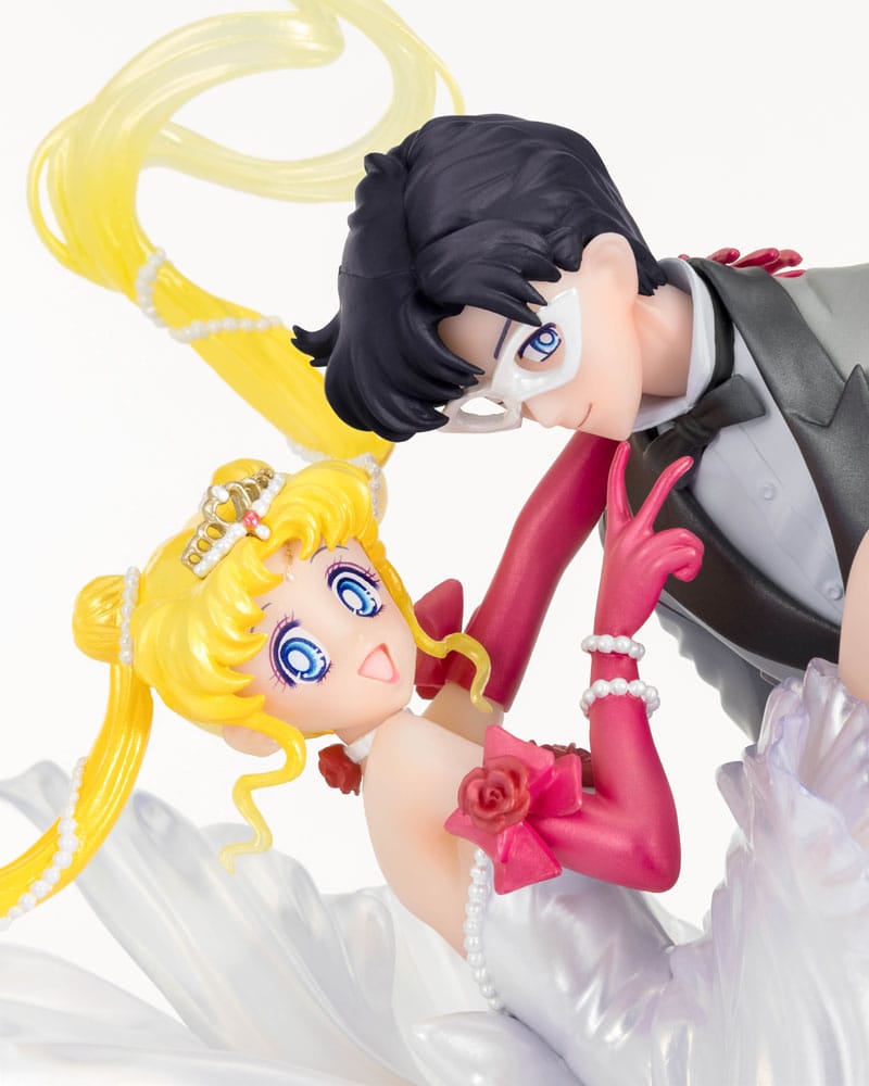 Sailor Moon FiguartsZERO Chouette PVC Statue Usagi & Tuxedo Mask Moonlight Glow Edition 24 cm