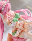Azur Lane PVC Statue 1/7 Emanuele Pessagno: Backstage Blunders Ver. 17 cm