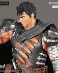 Berserk Akihabara Legend Figure PVC Statue 1/8 Guts 30 cm
