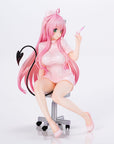 To Love-Ru Darkness Statue PVC Lara Satalin Deviluke Nurse Cos 26 cm