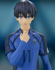 Blue Lock Pop Up Parade PVC Statue Isagi Yoichi 17 cm
