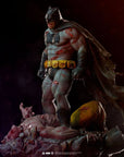 Batman: The Dark Knight Returns Diorama 1/6 Batman 38 cm