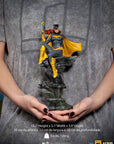DC Comics Deluxe Art Scale Statue 1/10 Batgirl 26 cm