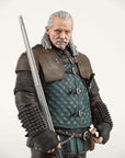 Witcher 3 Wild Hunt PVC Statue Vesemir 21 cm