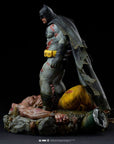 Batman: The Dark Knight Returns Diorama 1/6 Batman 38 cm