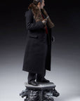 Dracula Premium Format Statue Van Helsing (Peter Cushing) 55 cm