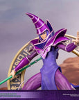 Yu-Gi-Oh! - Dark Magician Purple Version 29 cm