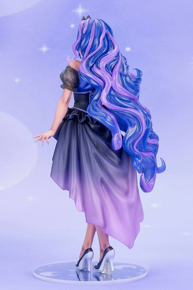 My Little Pony Bishoujo PVC Statue 1/7
Princess Luna 23 cm