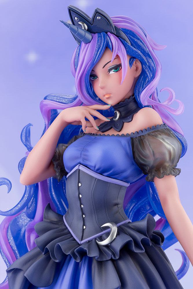 My Little Pony Bishoujo PVC Statue 1/7
Princess Luna 23 cm