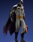 DC Comics ARTFX PVC Statue 1/6 Batman (Batman: Last Knight on Earth) 30 cm