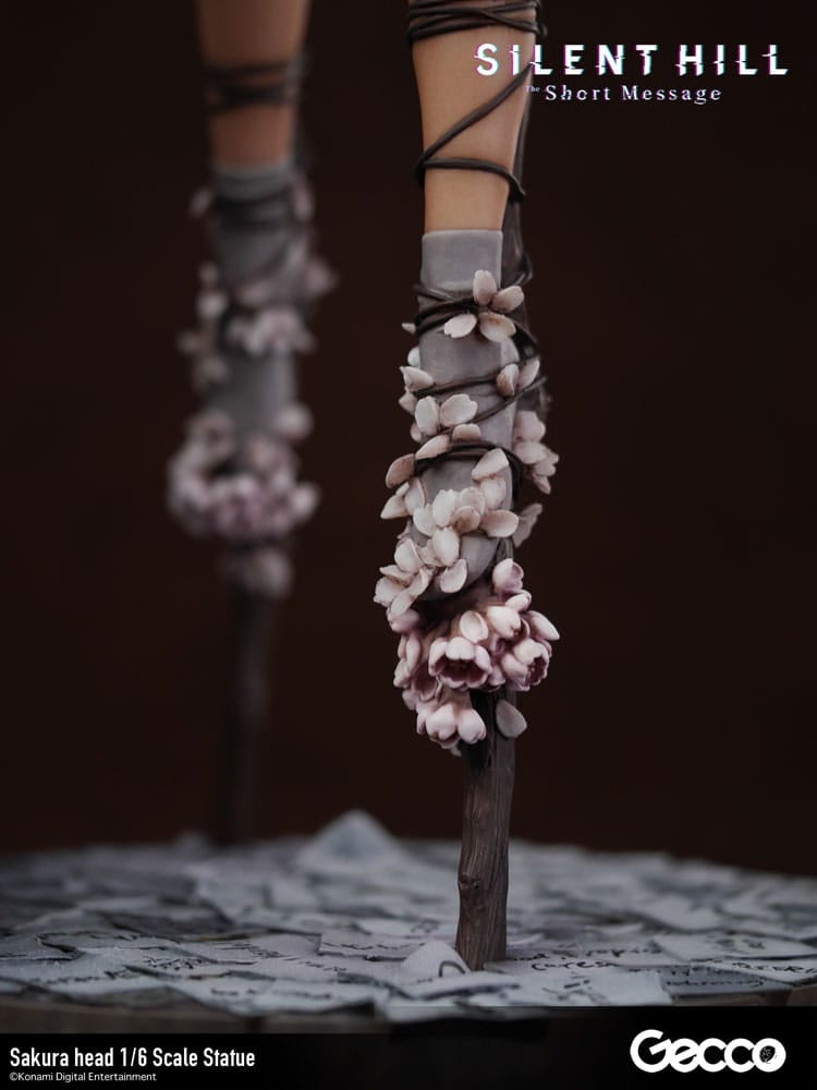 Silent Hill: The Short Message Statue 1/6 Sakura head 41 cm