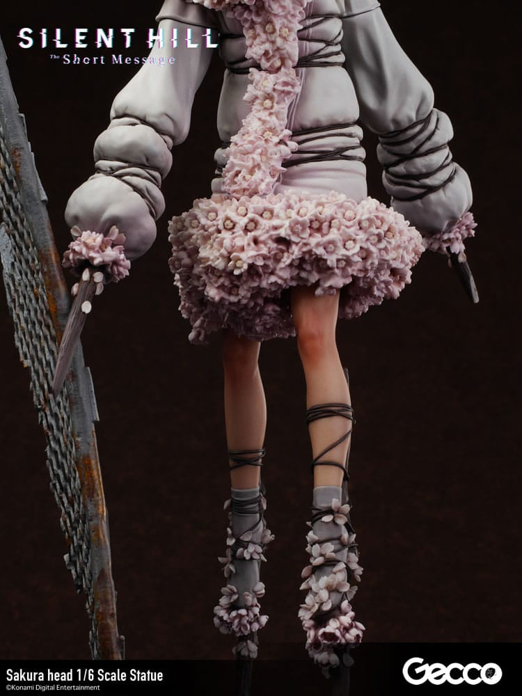 Silent Hill: The Short Message Statue 1/6 Sakura head 41 cm