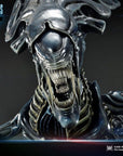 Aliens Premium Masterline Series Statue Queen Alien Battle Diorama 71 cm