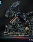 Aliens Premium Masterline Series Statue Queen Alien Battle Diorama 71 cm