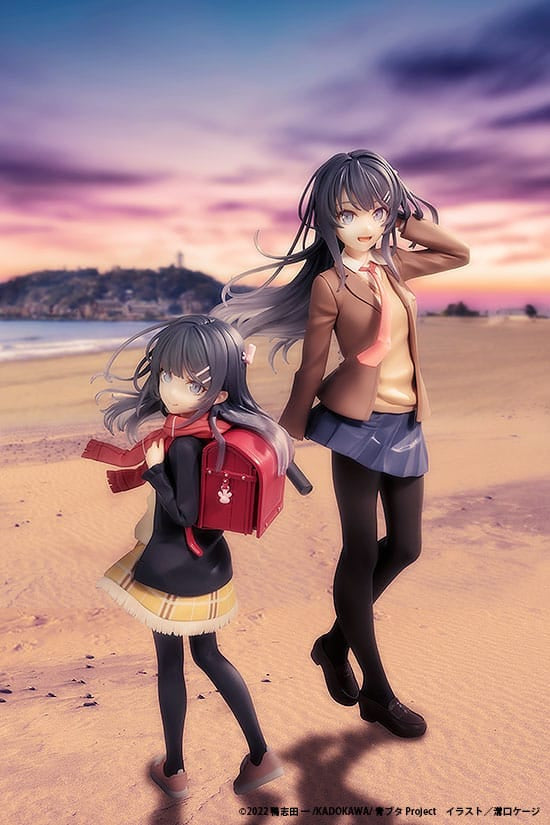 Rascal Does Not Dream of a Knapsack Kid PVC Statue Mai Sakurajima High School Graduation Ver. &amp; Knapsack Kid 19 cm