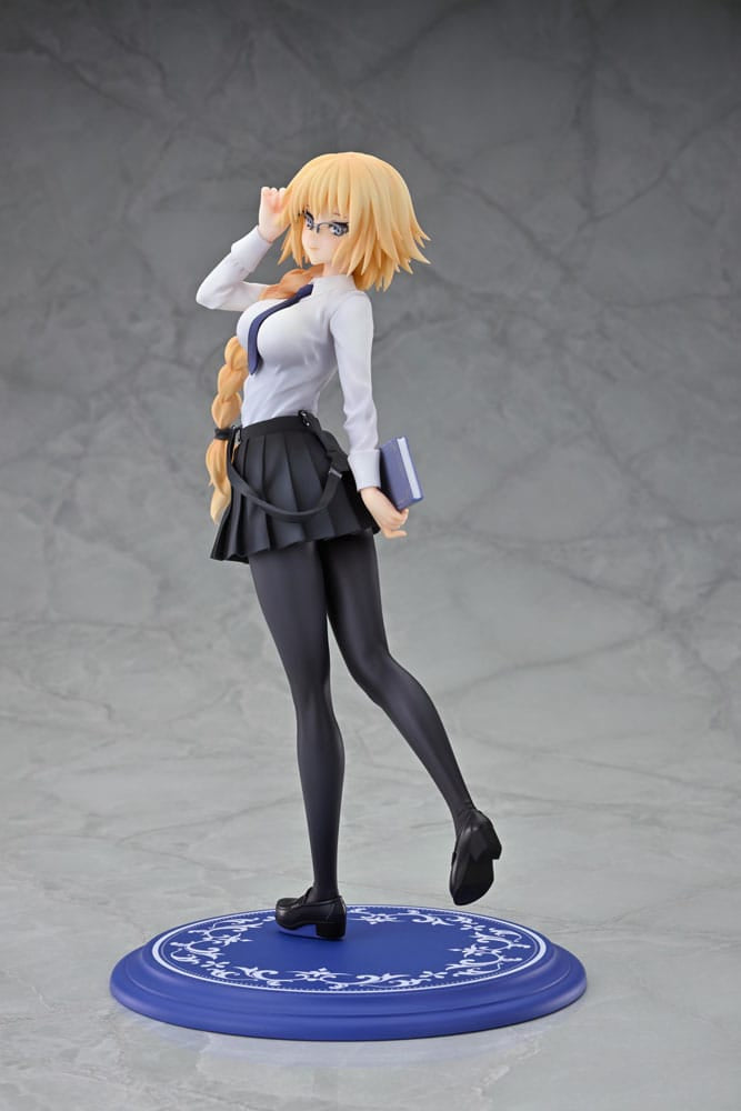 Fate/Apocrypha PVC Statue 1/7 Ruler (Jeanne d&#39;Arc) Original Glasses Model Ver. 23 cm