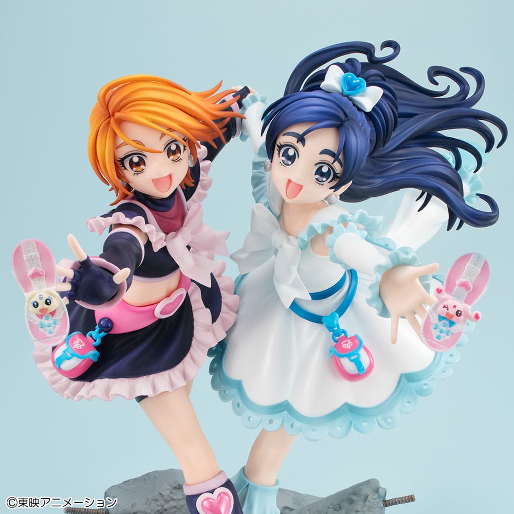 Pretty Cure Lucrea PVC Statue Cure Black &amp; Cure White 22 cm