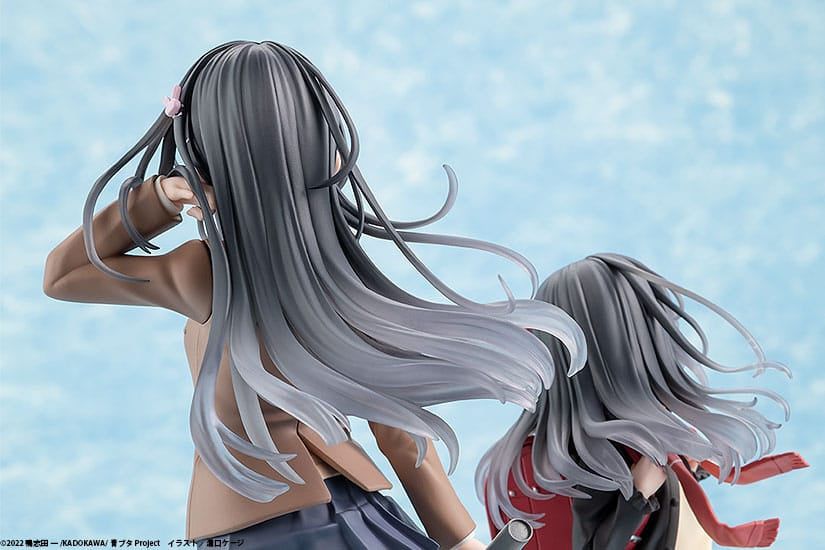 Rascal Does Not Dream of a Knapsack Kid PVC Statue Mai Sakurajima High School Graduation Ver. &amp; Knapsack Kid 19 cm