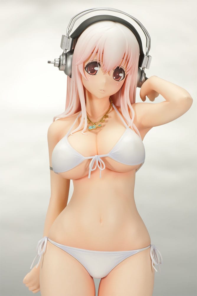 Nitro Super Sonic PVC Statue 1/5 Super Sonico Sonicomi Package Version 33 cm (re-run)