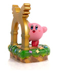 Kirby PVC Statue Kirby and the Goal Door Collector's Edition 24 cm