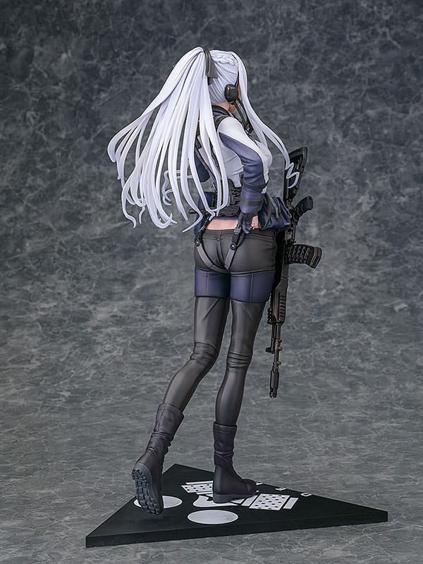 Girls&#39; Frontline PVC Statue 1/7 AK-12 26 cm