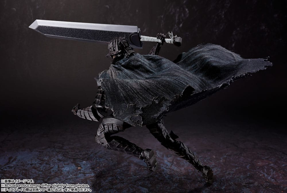 Berserk S.H. Figuarts Action Figure Guts (Berserker Armor) -Heat of Passion- 16 cm