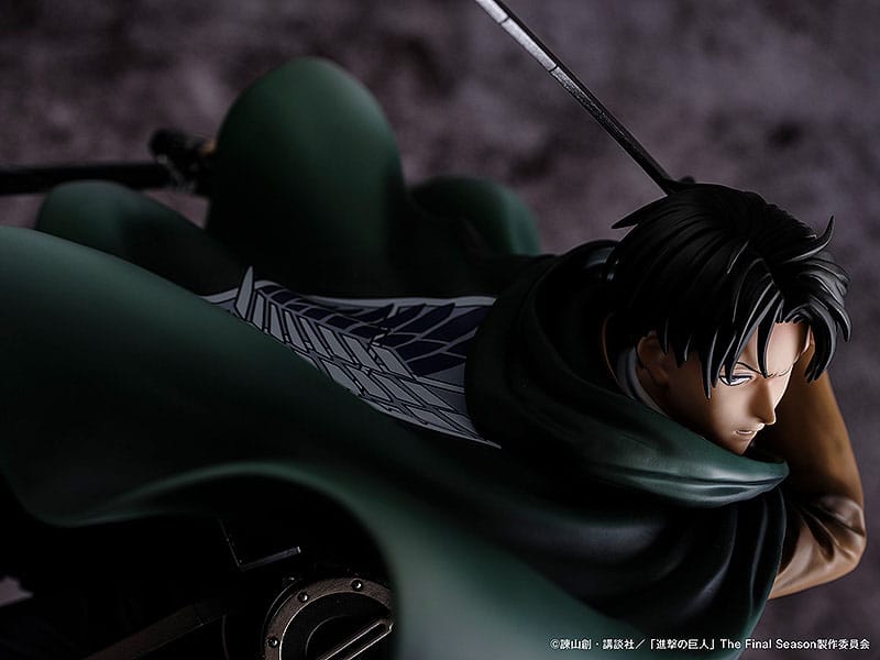 Attack on Titan  PVC Statue 1/6 Humanity&#39;s Strongest Soldier Levi 23 cm