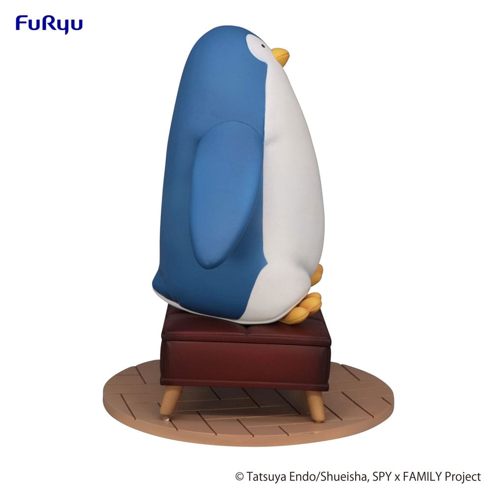 Spy x Family Exceed Creative PVC Statue Anya Forger with Penguin 19 cm