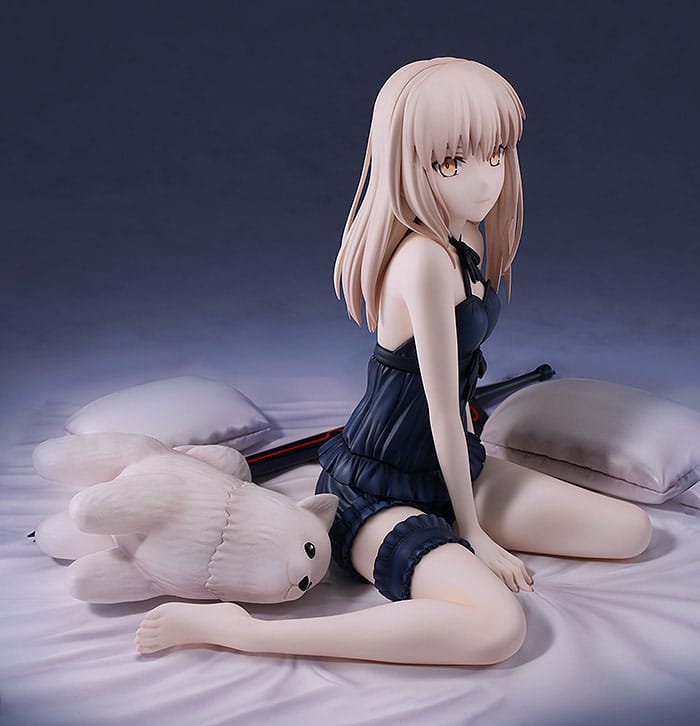 Fate/stay night: Heaven&#39;s Feel PVC Statue 1/7 Saber Alter: Babydoll Dress Ver. 15 cm