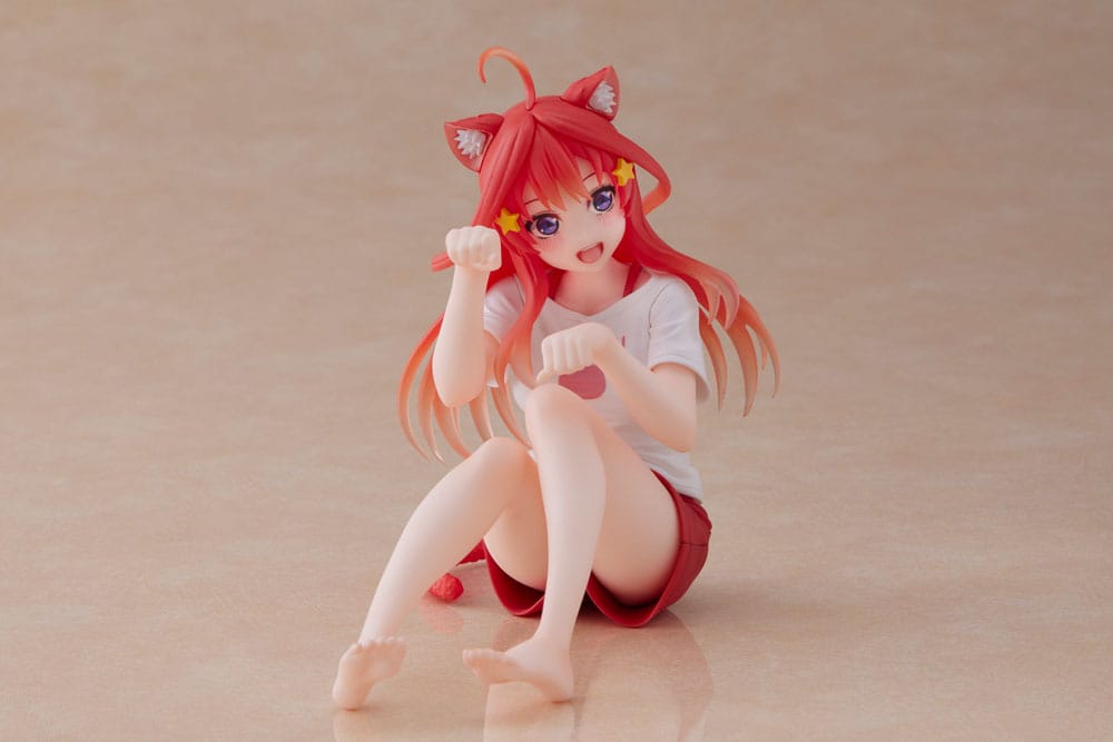 The Quintessential Quintuplets PVC Statue Desktop Itsuki Nakano Newley Written Cat Roomwear Ver.