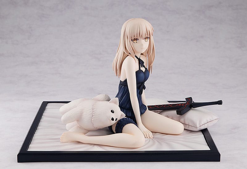 Fate/stay night: Heaven&#39;s Feel PVC Statue 1/7 Saber Alter: Babydoll Dress Ver. 15 cm