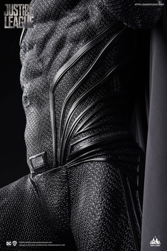 DC Comics Statue 1/3 Superman Black Suit Version Special Edition80 cm