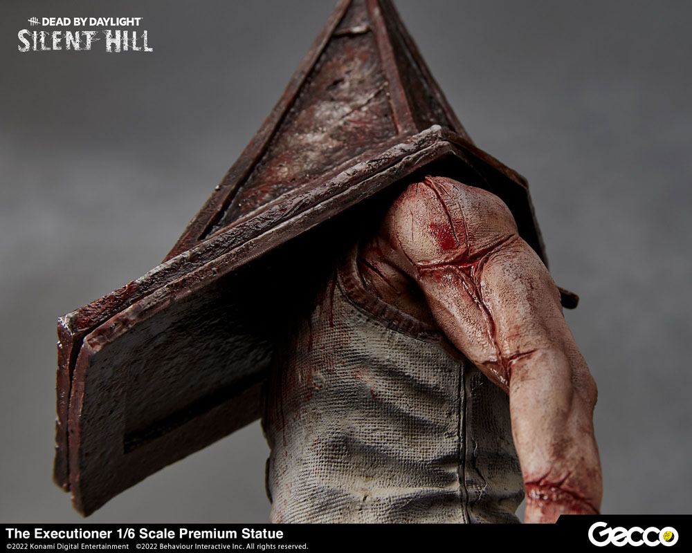 Dead By Daylight - Silent Hill Chapter Statue 1/6 The Executioner 35 cm