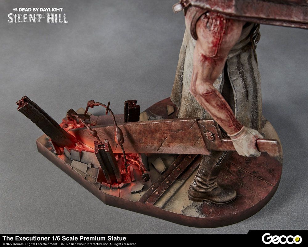 Dead By Daylight - Silent Hill Chapter Statue 1/6 The Executioner 35 cm