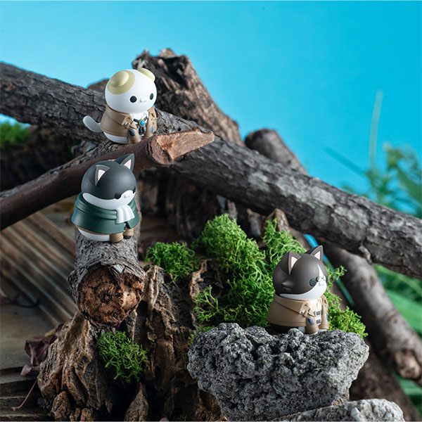 Attack on Titan Mega Cat Project Trading Figure 3 cm Gathering Scout Regiment danyan! Assortment (8)