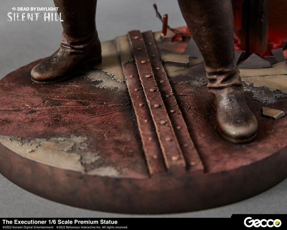 Dead By Daylight - Silent Hill Chapter Statue 1/6 The Executioner 35 cm