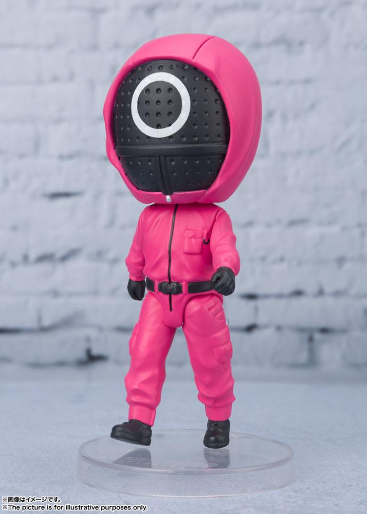 Squid Game Figuarts mini Action Figure Masked Worker 9 cm