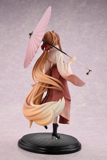 Spice and Wolf PVC Statue 1/6 Holo Hakama Ver. 24 cm