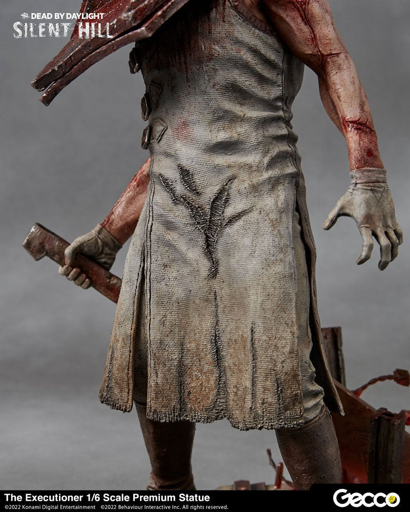 Dead By Daylight - Silent Hill Chapter Statue 1/6 The Executioner 35 cm