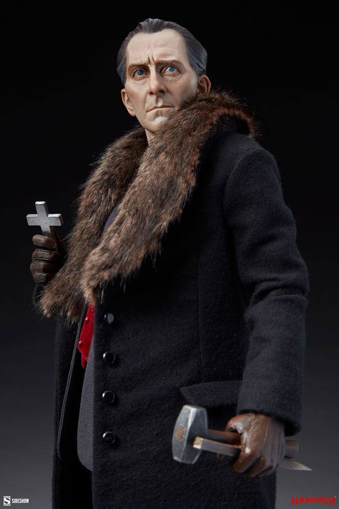 Dracula Premium Format Statue Van Helsing (Peter Cushing) 55 cm