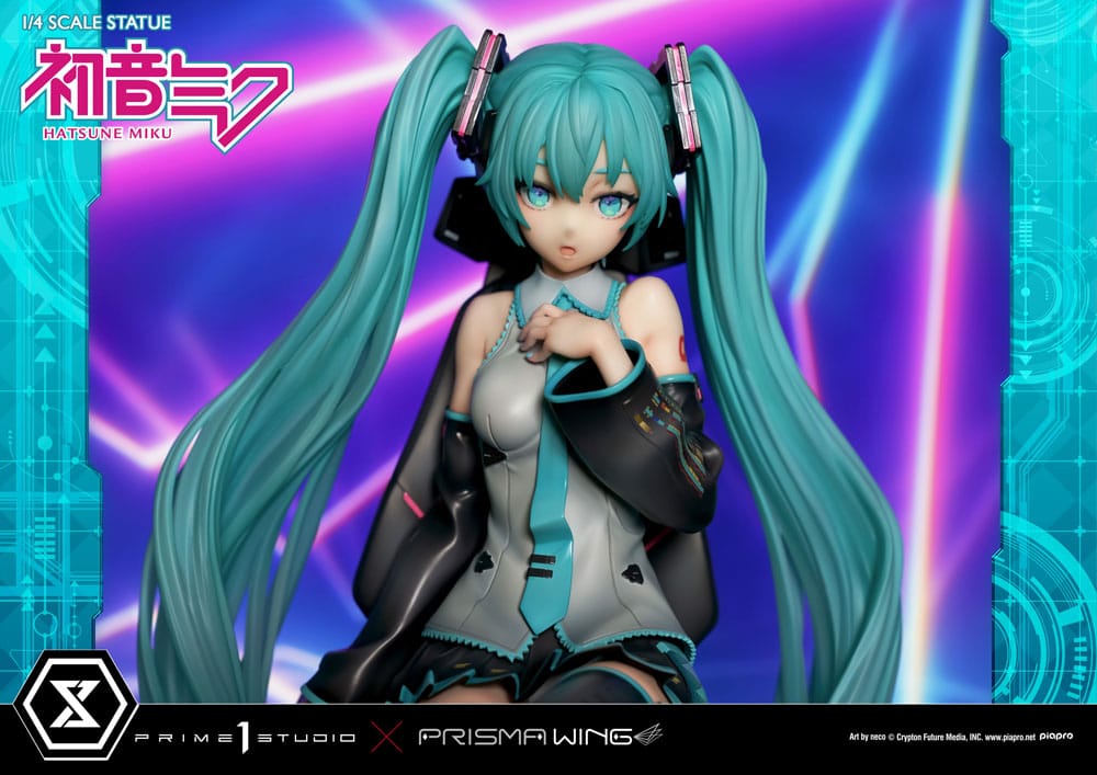 Hatsune Miku Prisma Wing PVC Statue 1/4 Hatsune Miku Art by neco 34 cm