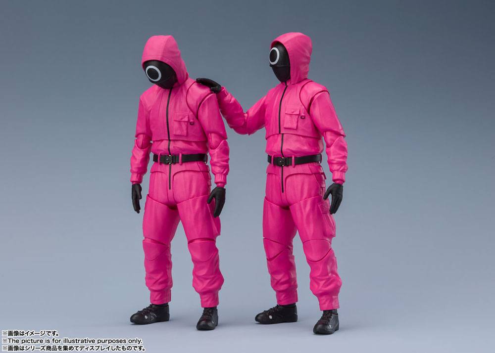 Squid Game S.H. Figuarts Action Masked Worker / Masked Manager 14 cm