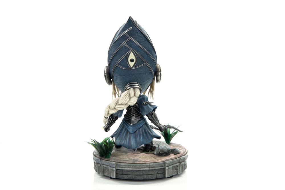 Dark Souls Statue Lord&#39;s Blade Ciaran SD 23 cm