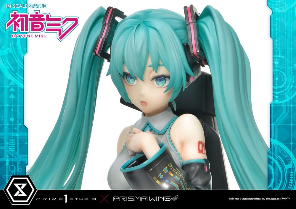 Hatsune Miku Prisma Wing PVC Statue 1/4 Hatsune Miku Art by neco 34 cm
