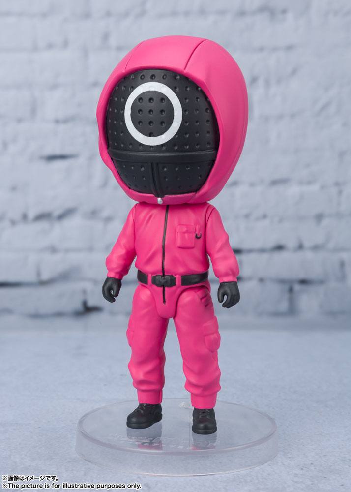 Squid Game Figuarts mini Action Figure Masked Worker 9 cm