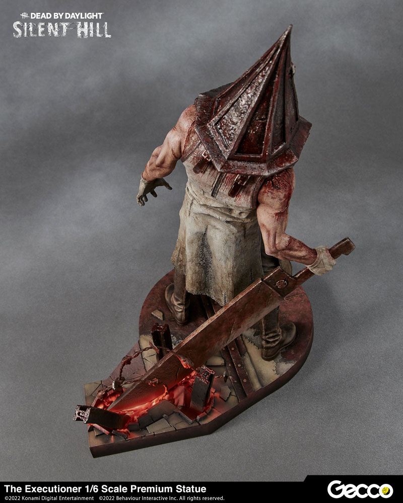 Dead By Daylight - Silent Hill Chapter Statue 1/6 The Executioner 35 cm