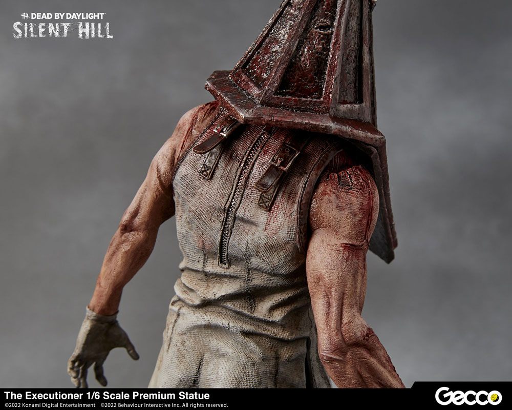 Dead By Daylight - Silent Hill Chapter Statue 1/6 The Executioner 35 cm
