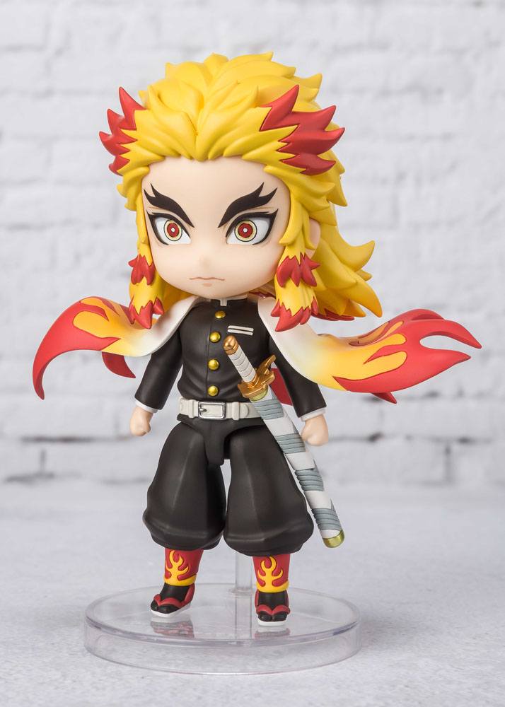 Demon Slayer: Kimetsu no Yaiba Figuarts mini Action Figure Kyojuro Rengoku (Flame Breathing) 9 cm